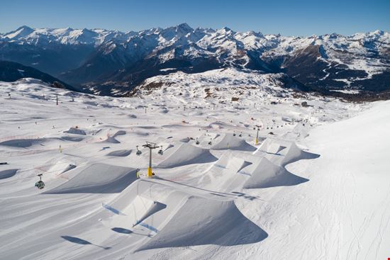 Madonna di Campiglio - Inverno 3 Madonna di Campiglio @AdobeStock.com 